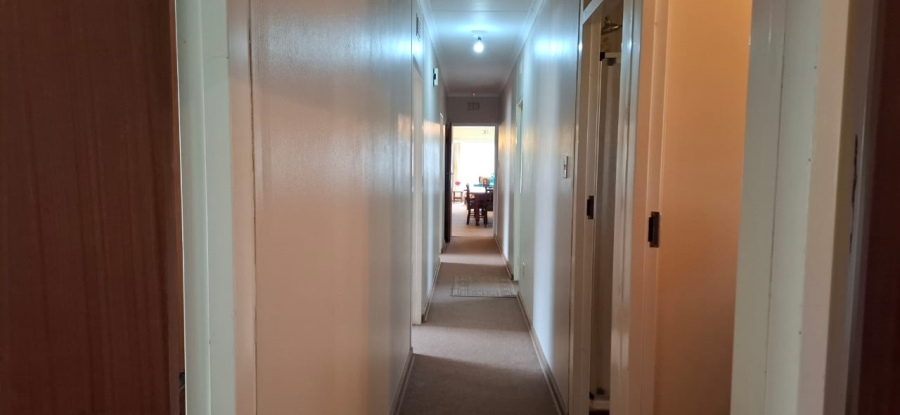 4 Bedroom Property for Sale in Dewetsdorp Free State